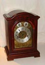 Mantle clock